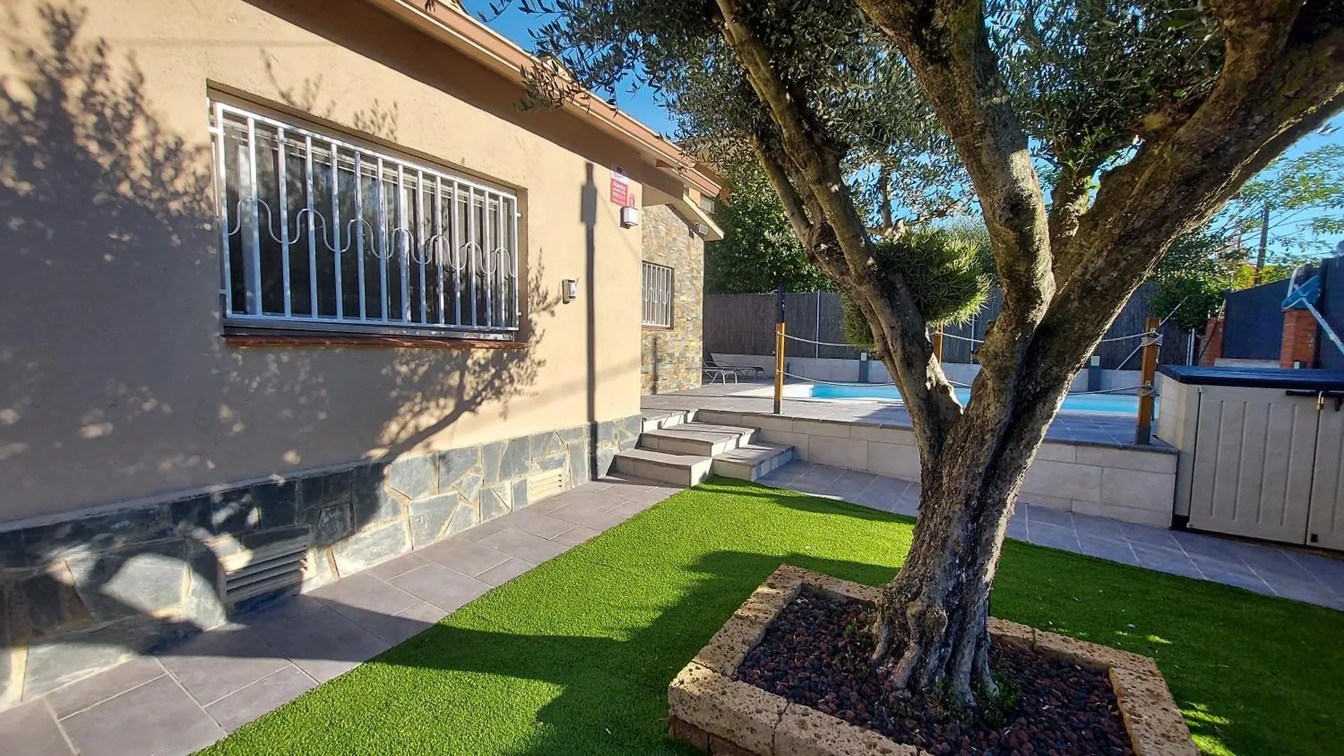 Holiday home Cerca De Barcelona, Y Entre Tres Parques Naturales, Casa De 4 Habitaciones Y 2 Banos Con Piscina, Barbacoa Y Chimenea Sant Antoni de Vilamajor Spain
